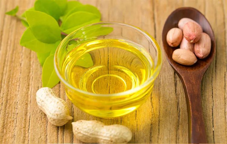 怎样鉴别花生油的真假,花生油辨认