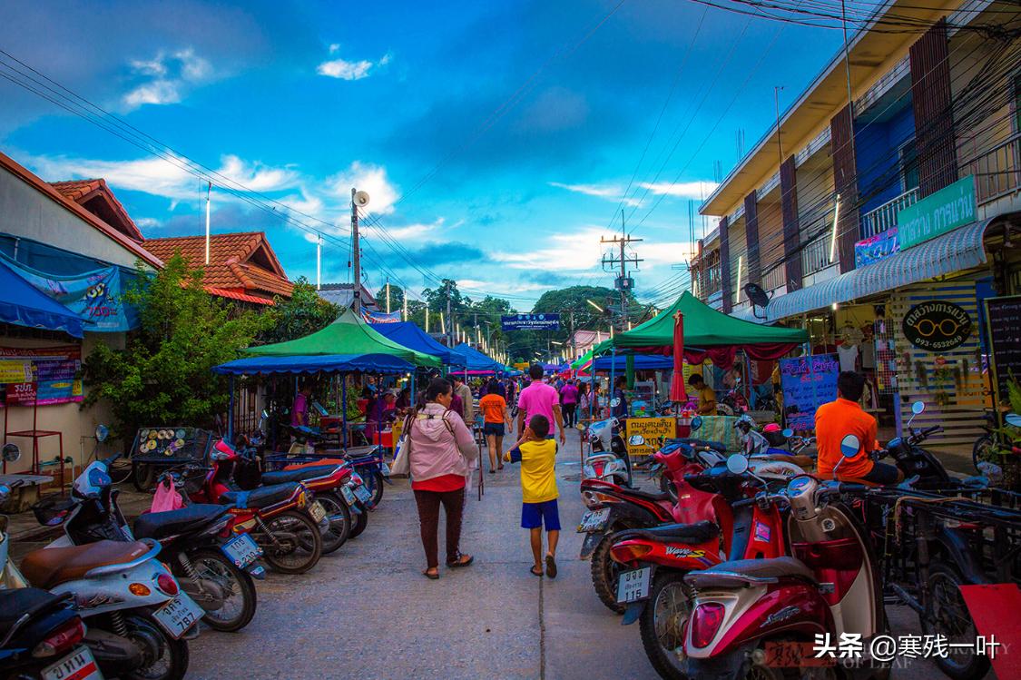 璧拌繘娉板浗鐪熷疄鐢熸椿,璧拌繘娉板浗鐢熸椿