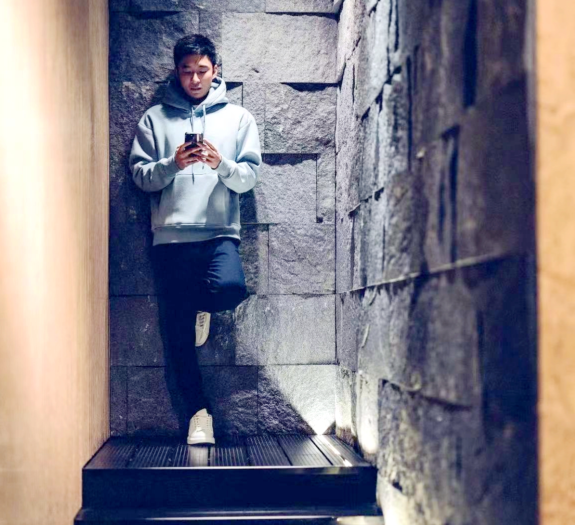 霍启刚发文“诉苦”:约晶晶看演唱会,却因儿子要考试遭太太拒绝