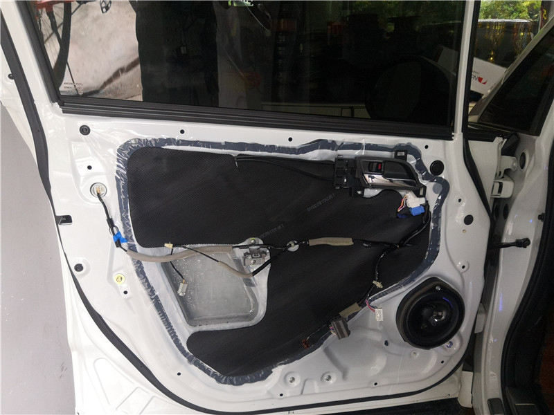 12款奥德赛汽车音响隔音安装教学,本田奥德赛中门隔音改装方案