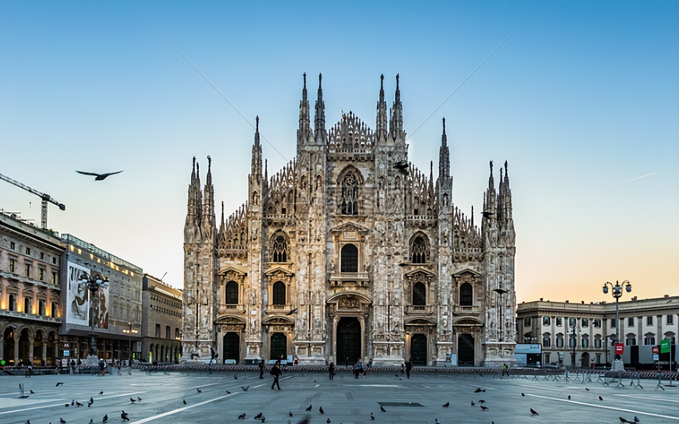 米兰大教堂塔尖的含义,米兰大教堂寓意什么