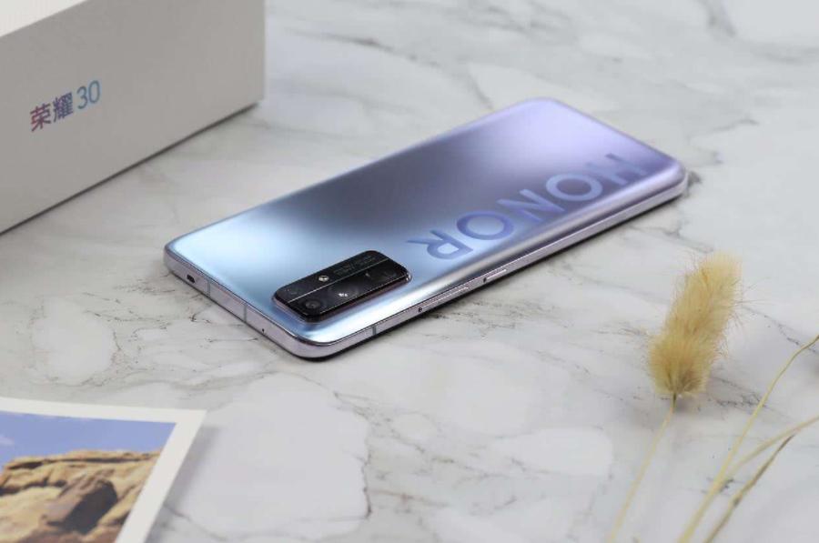 麒麟985+4000万像素，二手鸿蒙旗舰价格亲民，跌至1649元