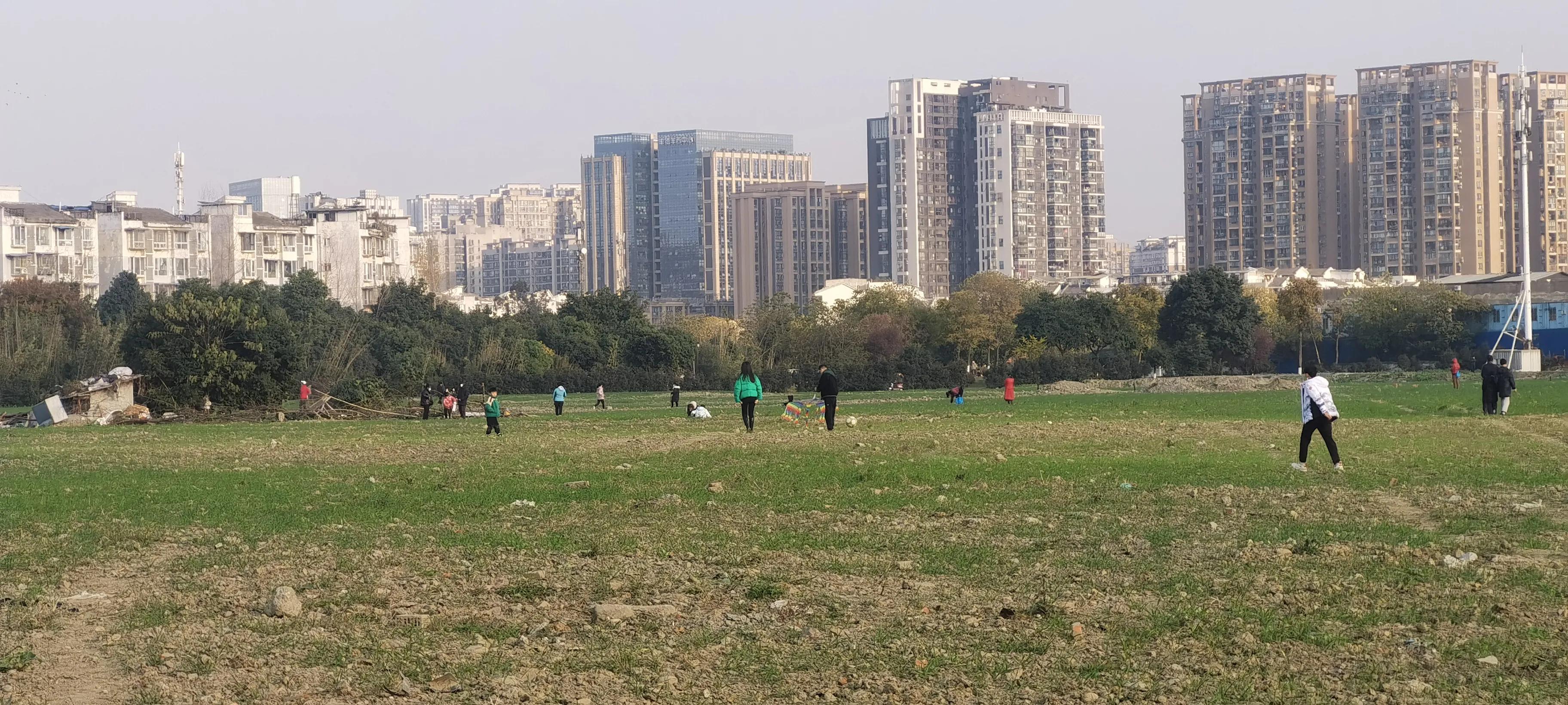 为文明社会添砖加瓦,文明社会任重而道远