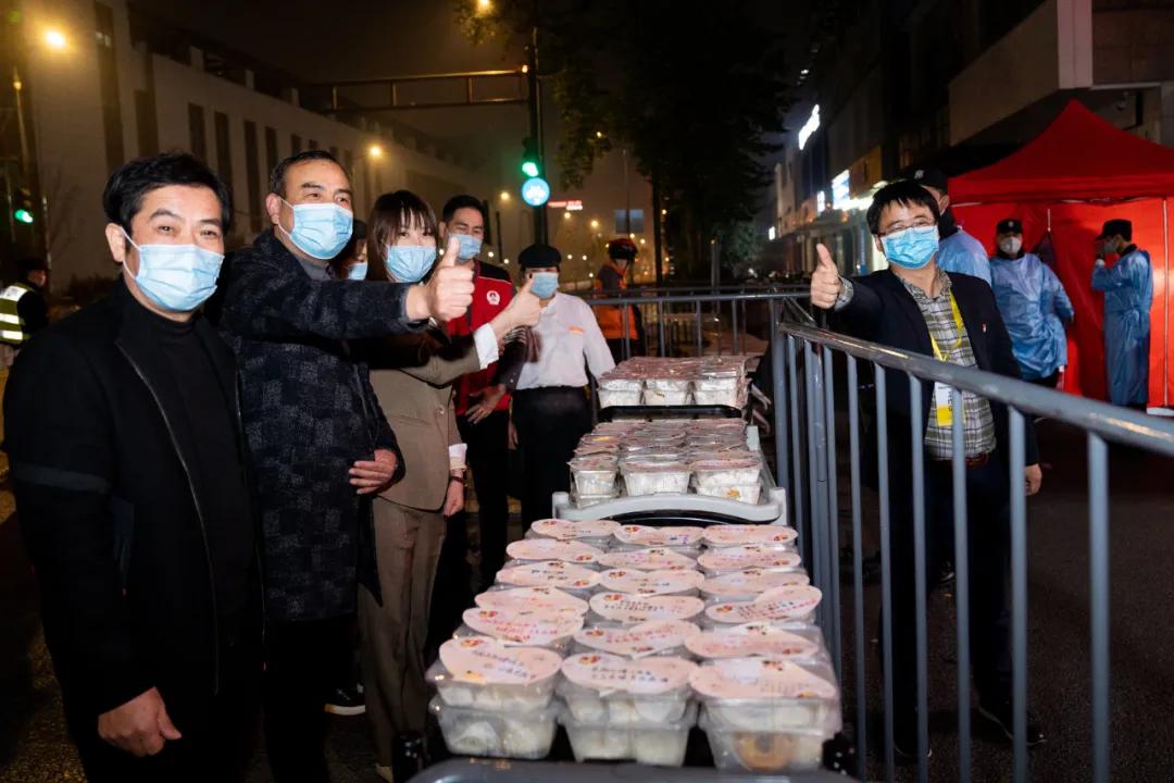 为了抢这个名额，他们“十八般武艺”都用上了……