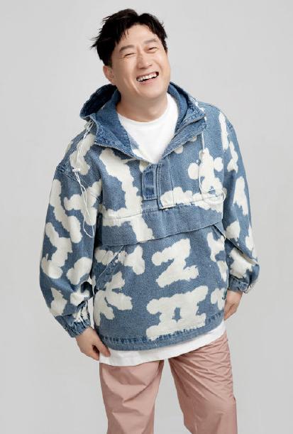 张鹤伦生日直播礼物,张鹤伦介绍郎鹤焱20个字