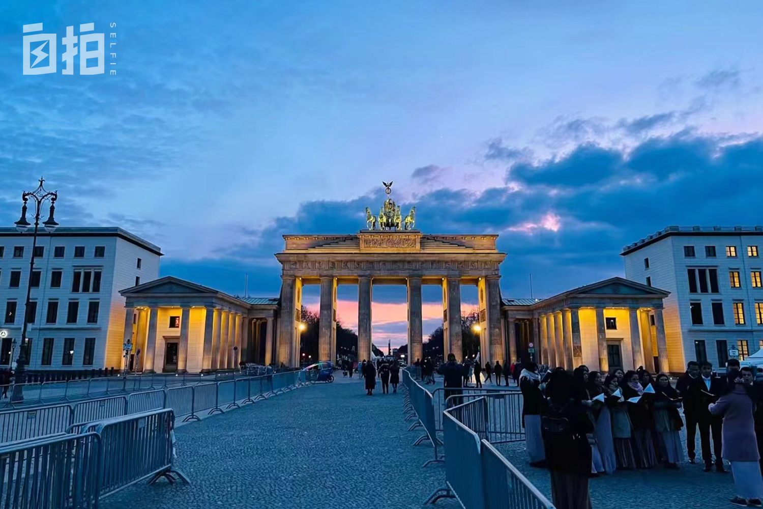 17岁开始踢职业足球还晚吗,我从几岁开始踢足球