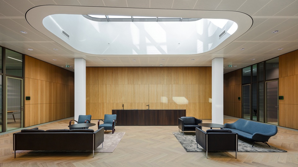 现代风格办公室设计企业,企业办公空间文化设计