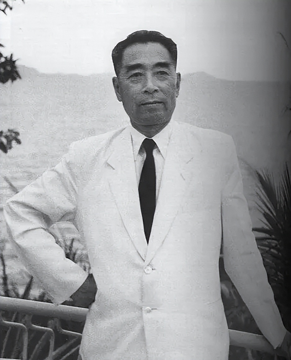 摘抄爱国诗和名言名句大全,表现爱国情怀积极向上的名言警句