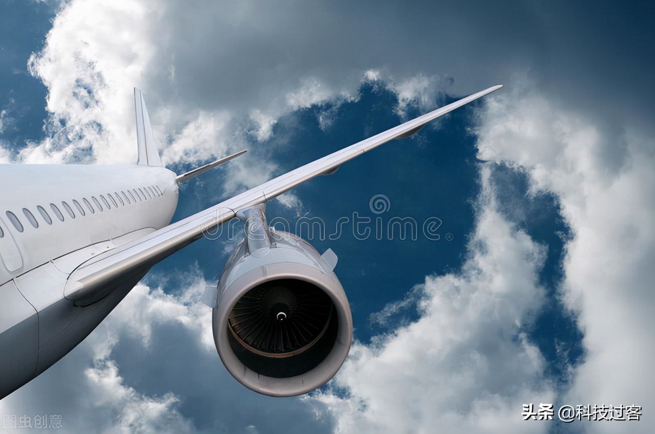 飞机失事应该注意什么事项,如果飞机失事怎么自救