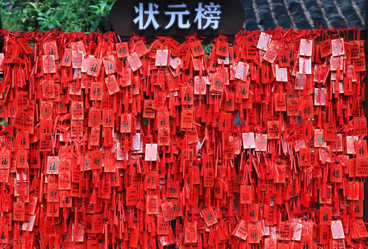 去寺庙上香前的注意事项,祖宗上香的讲究与禁忌有哪些