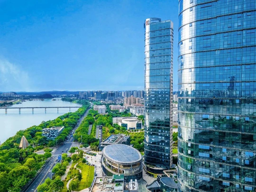 再创佳绩！荣和柳州蝉联2-5月楼市TOP1