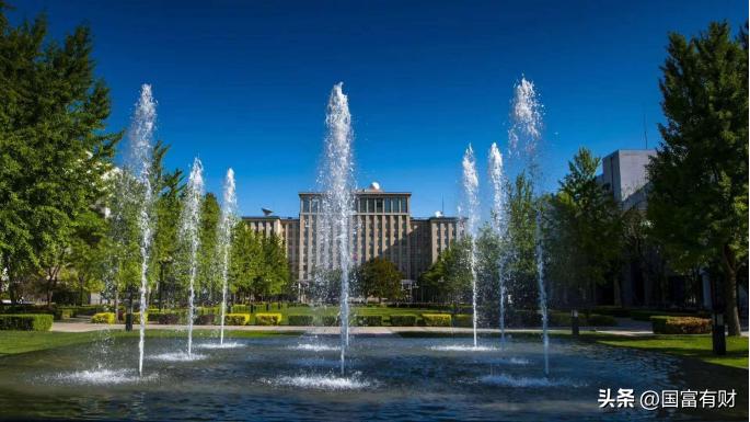 清华大学是谁创建的,清华大学世界排名