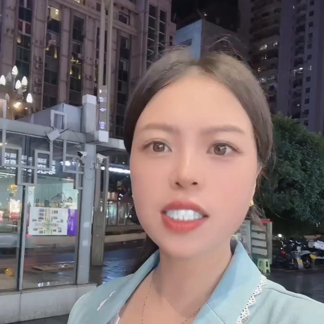 没有感同身受总有人与你同病相怜,没有身在其中又何来感同身受