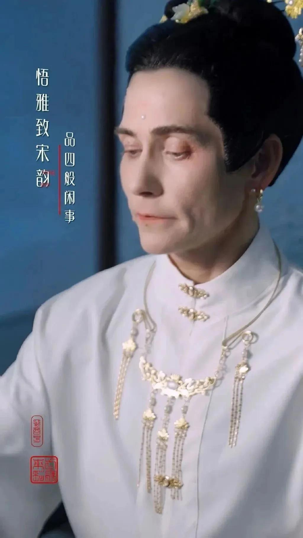 花西子发疯冲上热搜,花西子发疯式营销