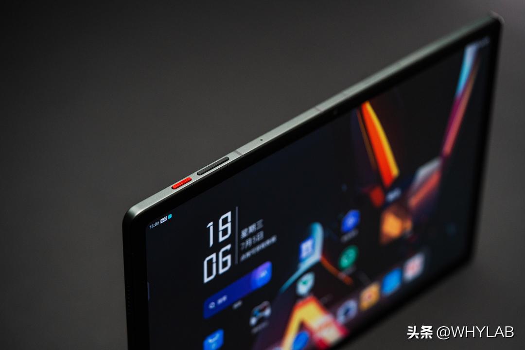 八英寸的红魔电竞平板打吃鸡体验,红魔平板性能