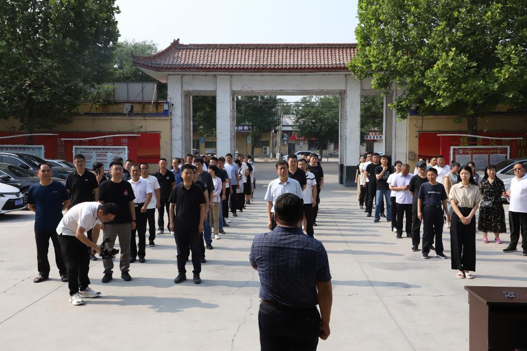 诸福屯街道举办“信用正定，从我做起”签名动员会暨“博爱一日捐”活动