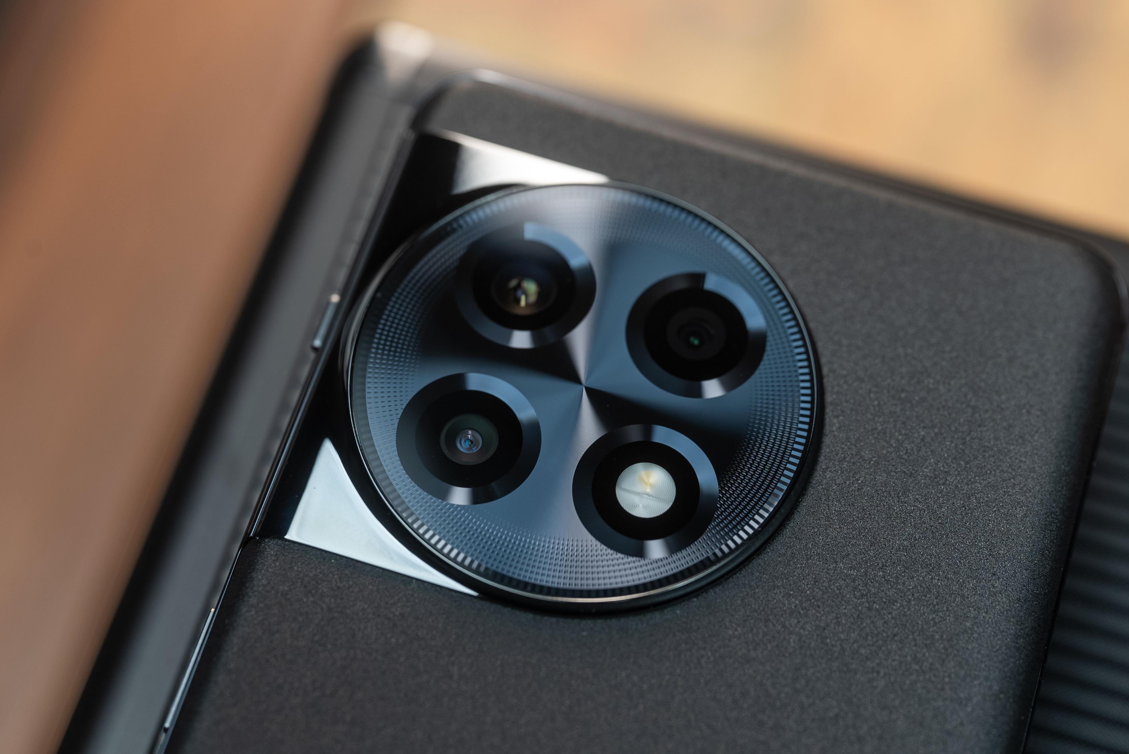 学生党第一次买手机适合哪一款,近期值得买手机推荐入门级