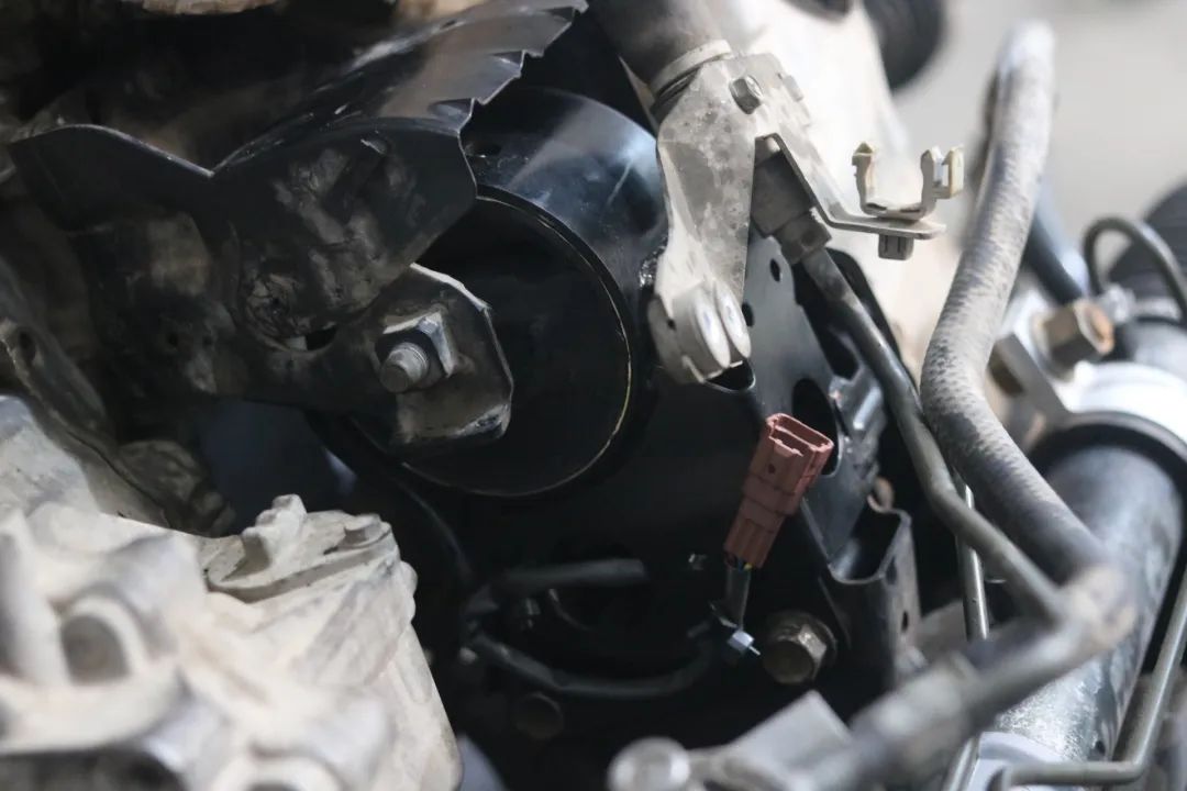 翻新一台天籁后需要多少钱,06日产老天籁全车翻新