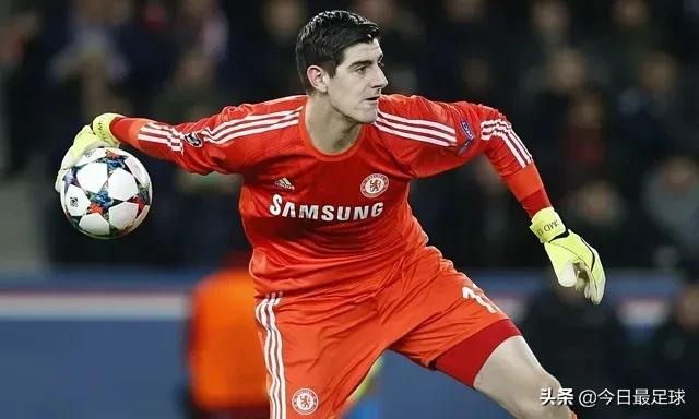 当今足坛最好的门将库尔图瓦,库尔图瓦门将