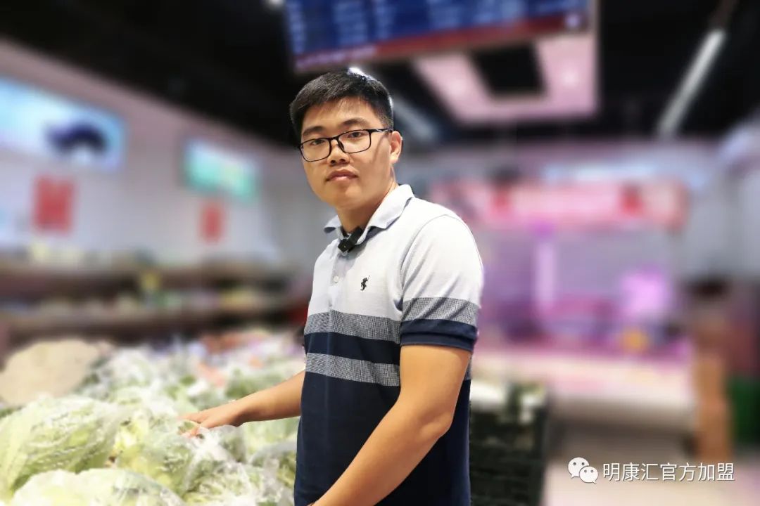 年度十大优秀加盟商|药学硕士放弃高薪外企，副业变主业