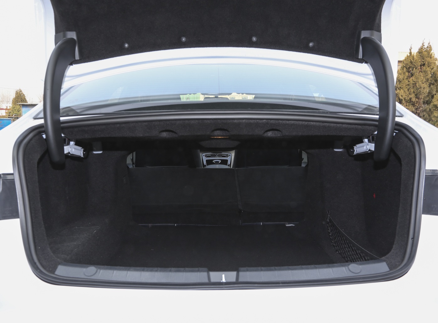 家用轿车建议选紧凑型车，看看这三款，省油，空间大，安全配置多