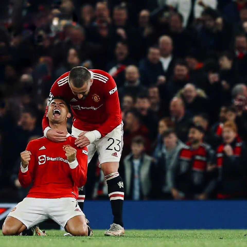 抨击梅西获得金球奖,梅西拿第8个金球奖c罗反应