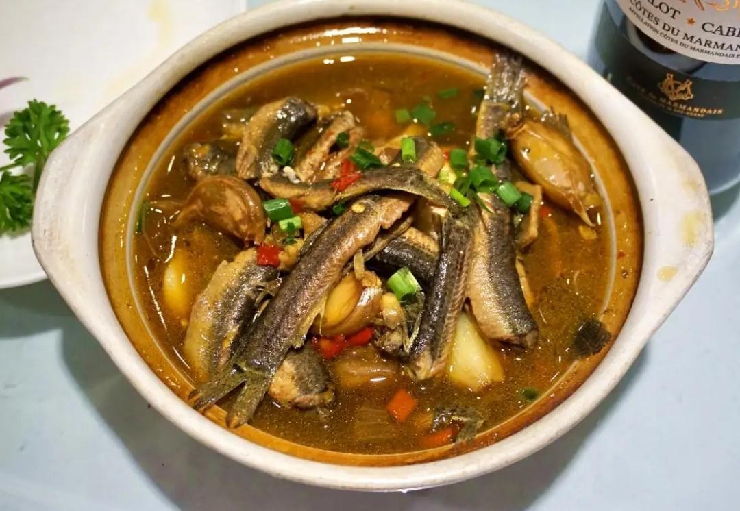 亲戚来家里嫌弃寒酸,亲戚来家里吃饭五个菜