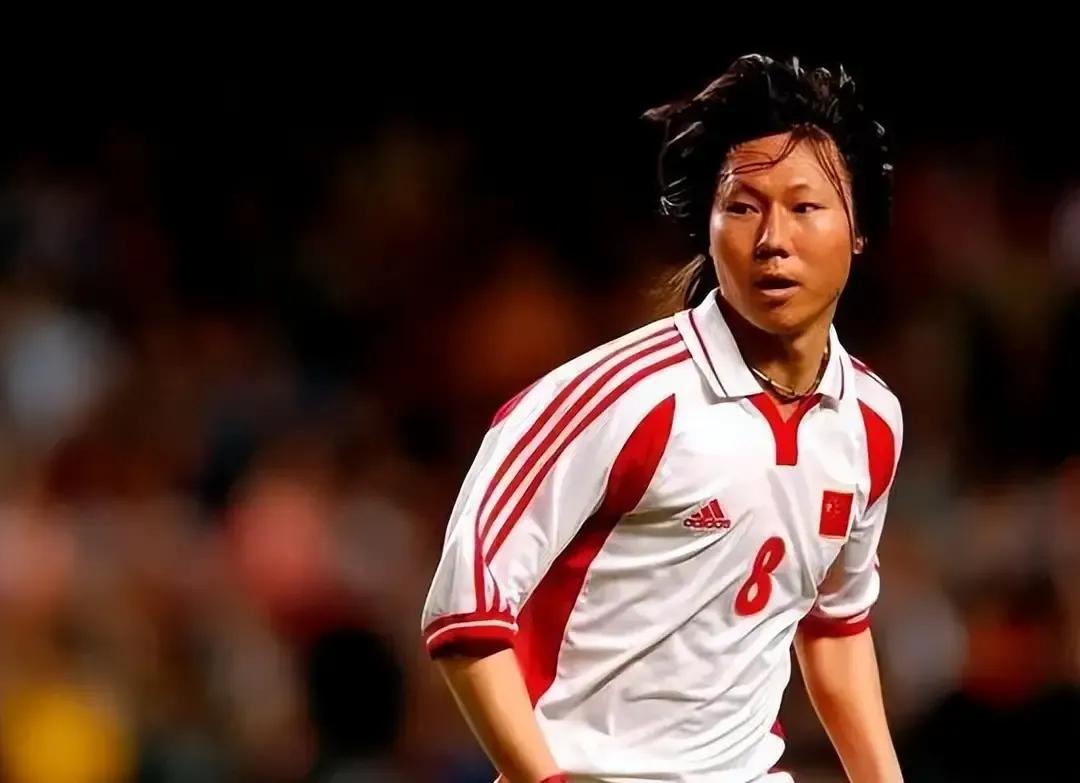 李铁踢球很厉害吗,李铁踢球有多厉害