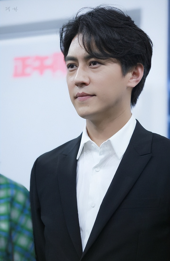 盘点9位山东男明星,山东最帅的5个男明星