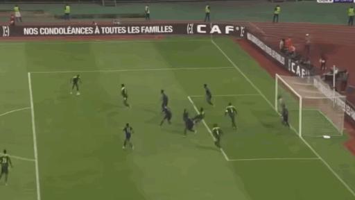 马内带伤出战,马内最新比赛视频