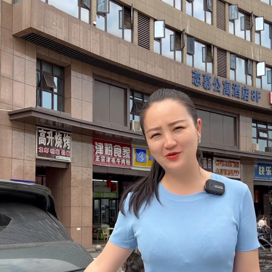 成功拿下20年奔驰e300二手车,长沙2020款极光二手车