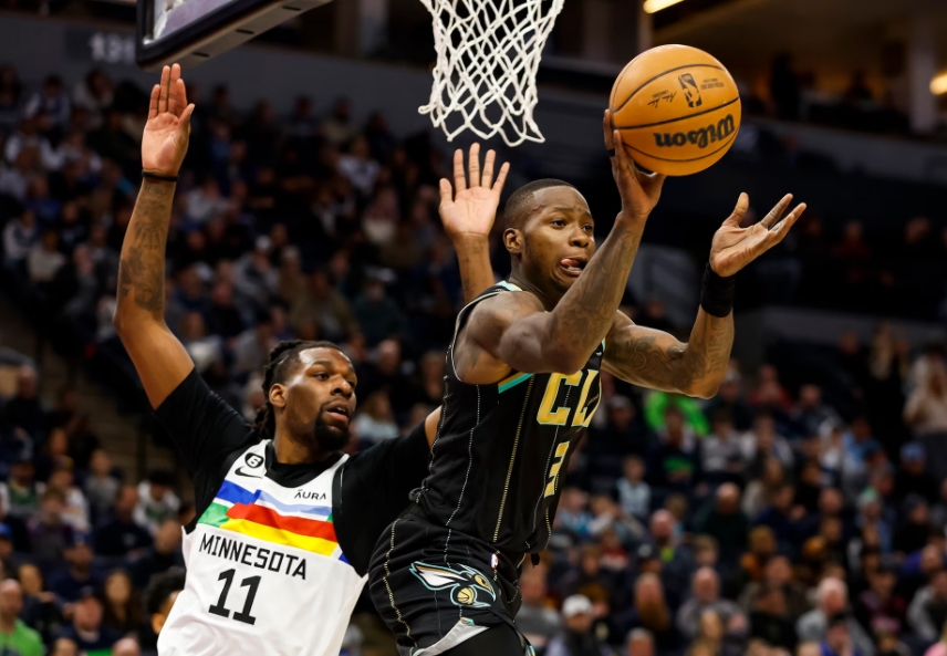 哈登27分准三双篮网胜骑士哈登,海沃德出战黄蜂凯尔特人