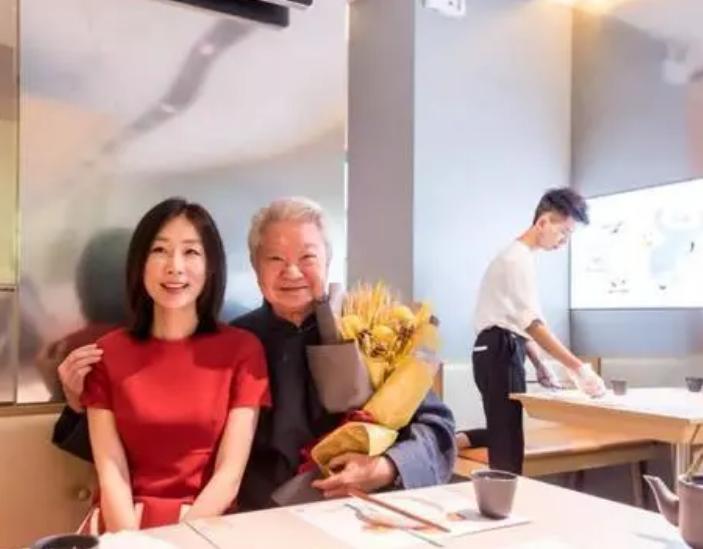 香港四大才子蔡澜的婚姻 (香港4大才子蔡澜)