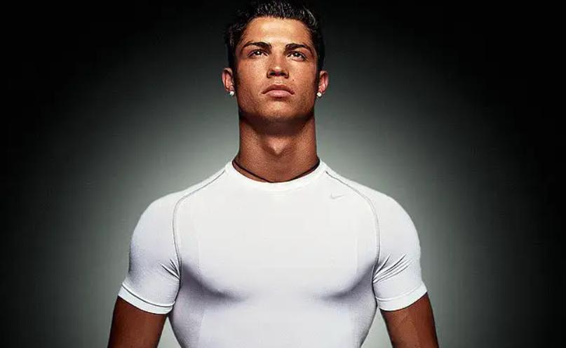 2022年卡塔尔世界杯珍藏册,收藏卡塔尔世界杯9大难忘瞬间