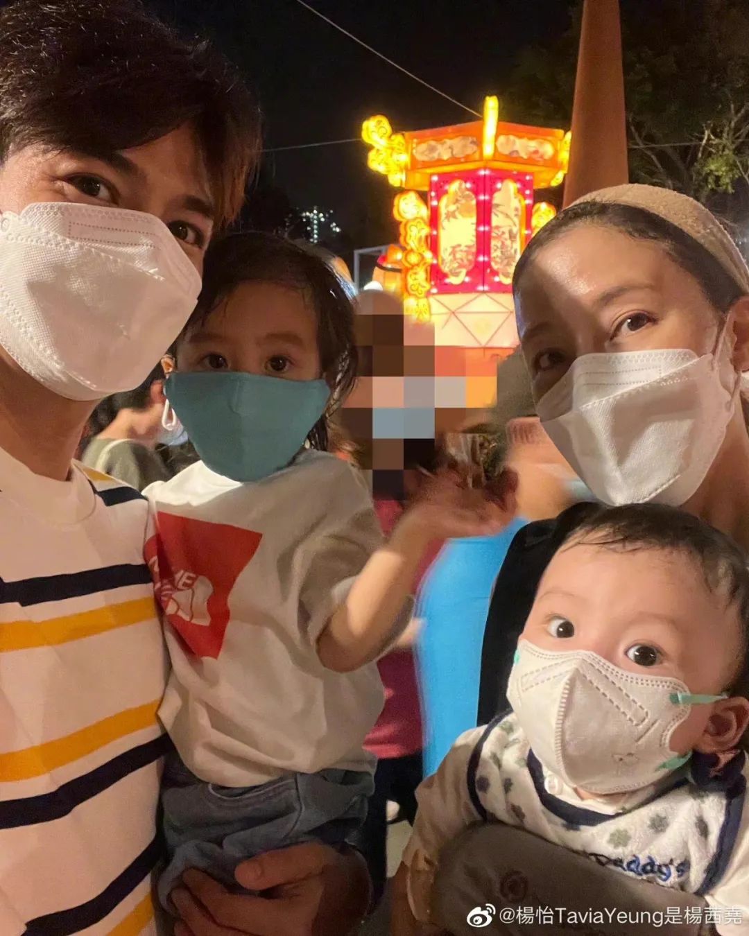 当红女星陪嫁千万、倒贴软饭男，高龄二胎全网唏嘘：她赌赢了吗？