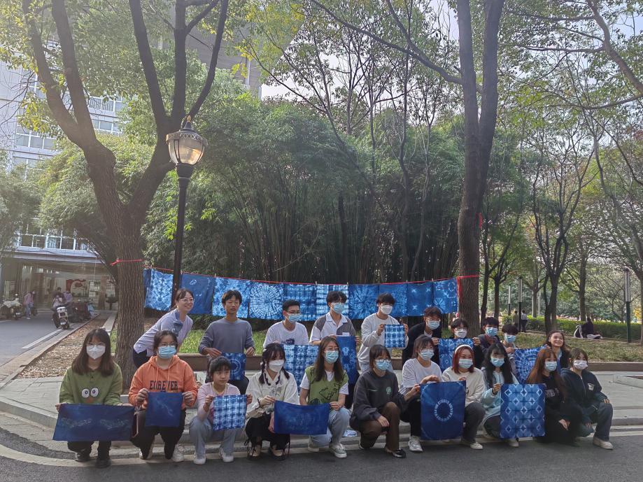 武汉软件工程职业学院在校学生,武汉软件工程职业学院春夏秋冬