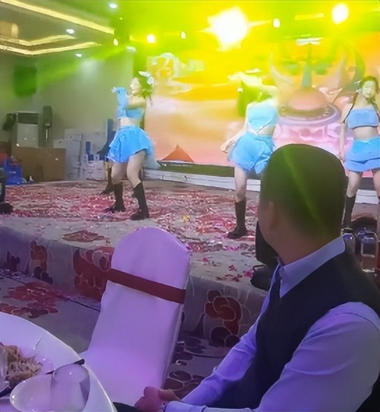 蓄势大淮海驭风赢未来——2022万喜电器营销峰会圆满落幕