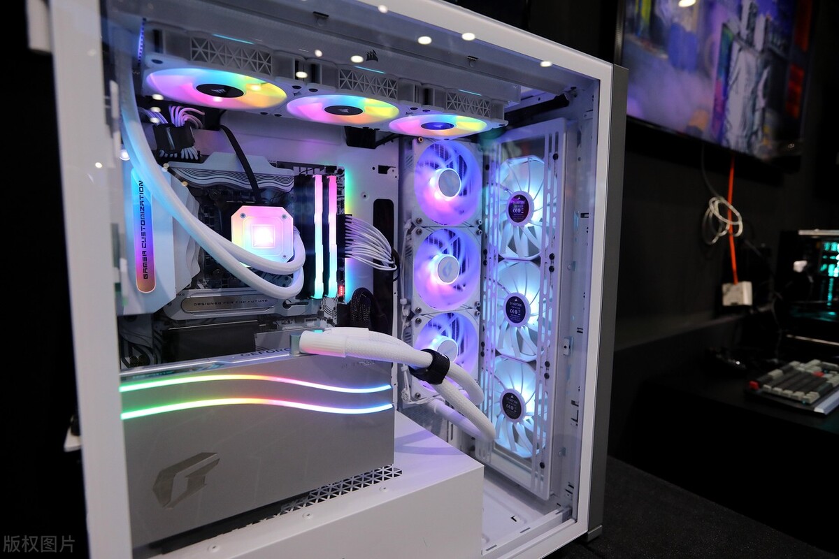 凭什么520都要给女生送礼物?我们男生也想要礼物啊!