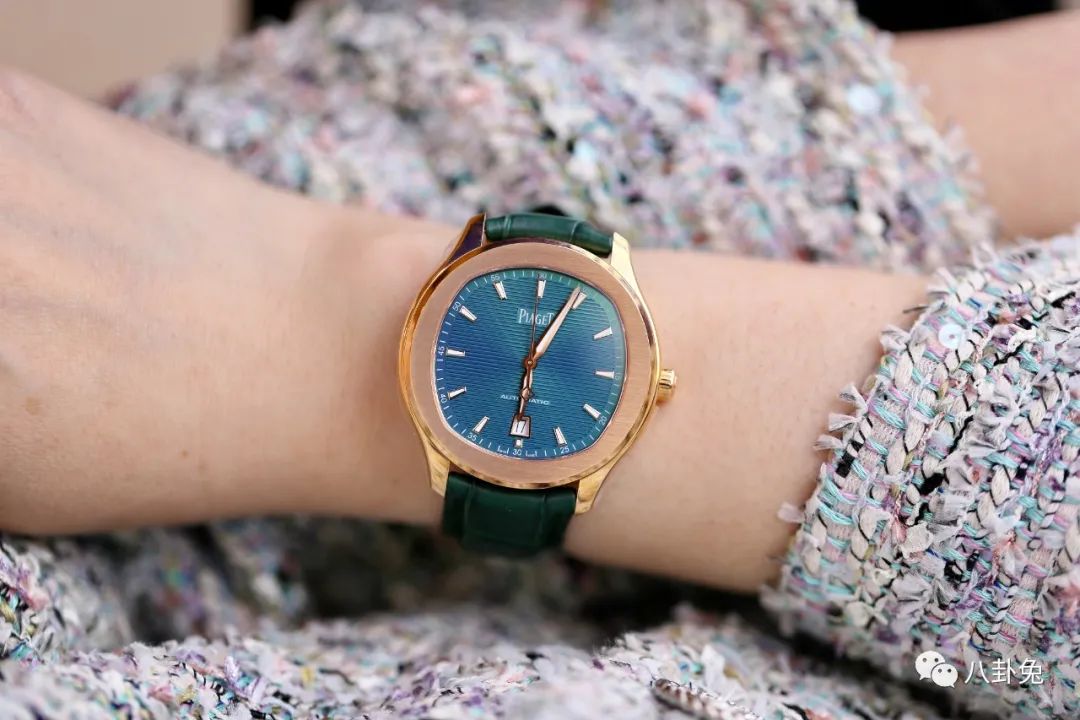 伯爵表怎么选,伯爵情侣对表