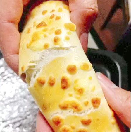 拉丝的网红牛肉芝士卷！大片牛肉看得见，皮香肉嫩，一口就上瘾