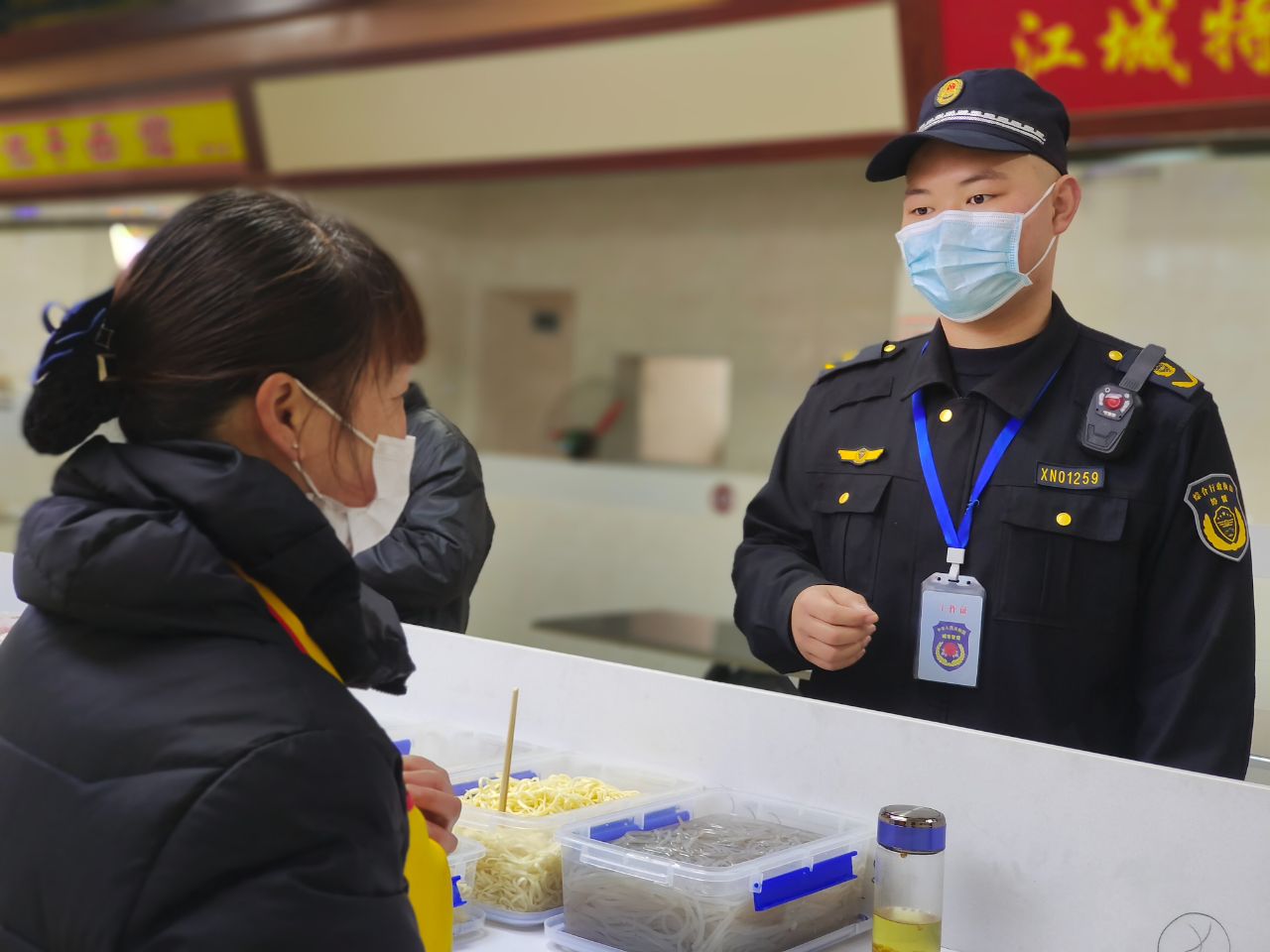 城管摆摊最新政策武汉,武汉城管执法摆摊