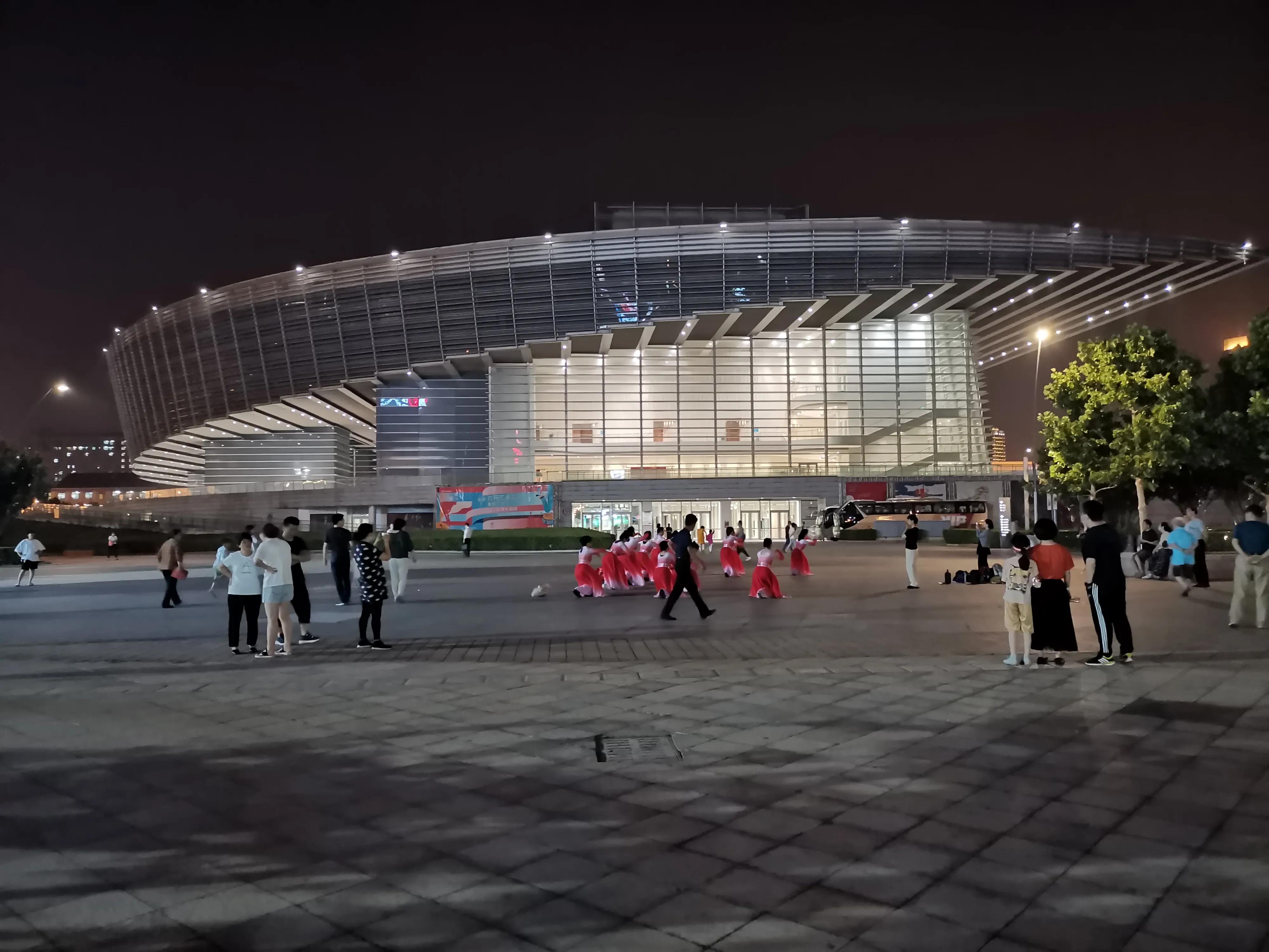 天津银河广场营业时间,天津银河广场海底世界