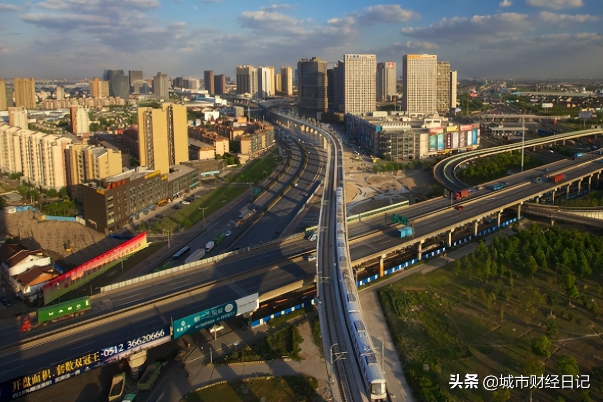 昆山市比较繁华的地方在哪里,昆山郊区繁华吗