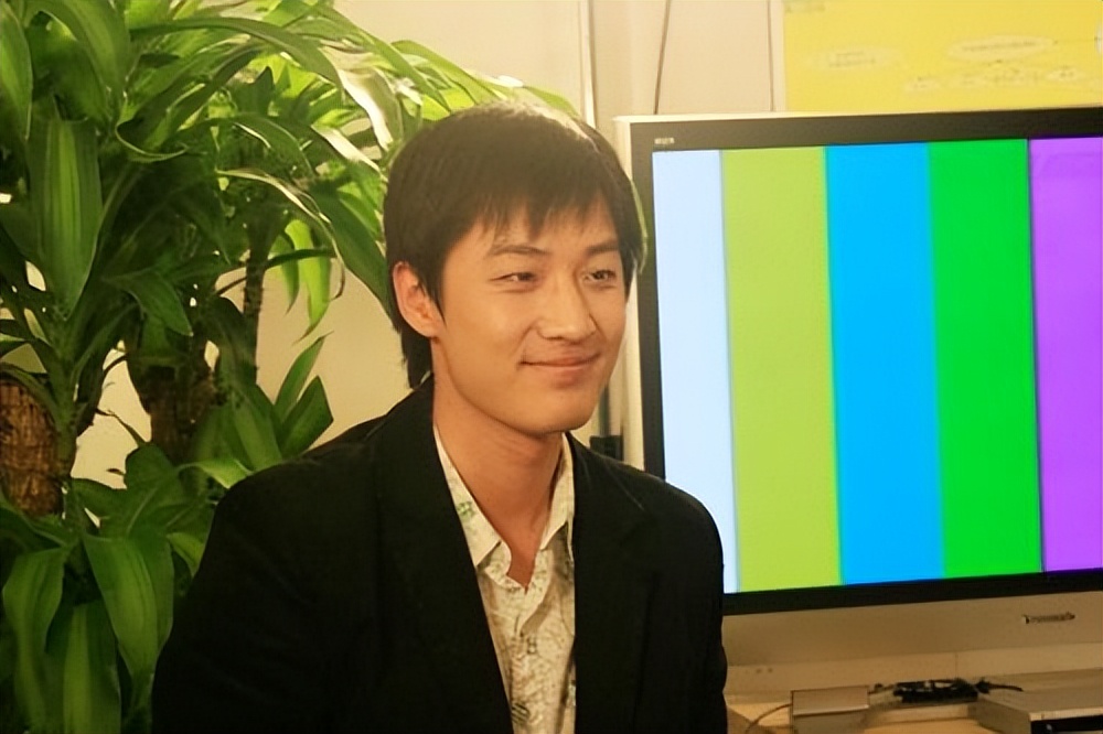 央视台主持人舒冬个人简历,央视最暖男主持舒冬