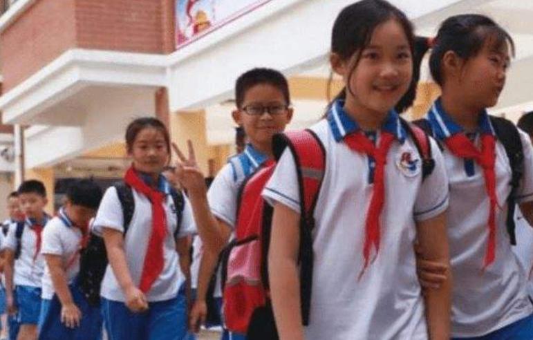 杭州17岁少年保送北大,浙江10岁女孩保送清华