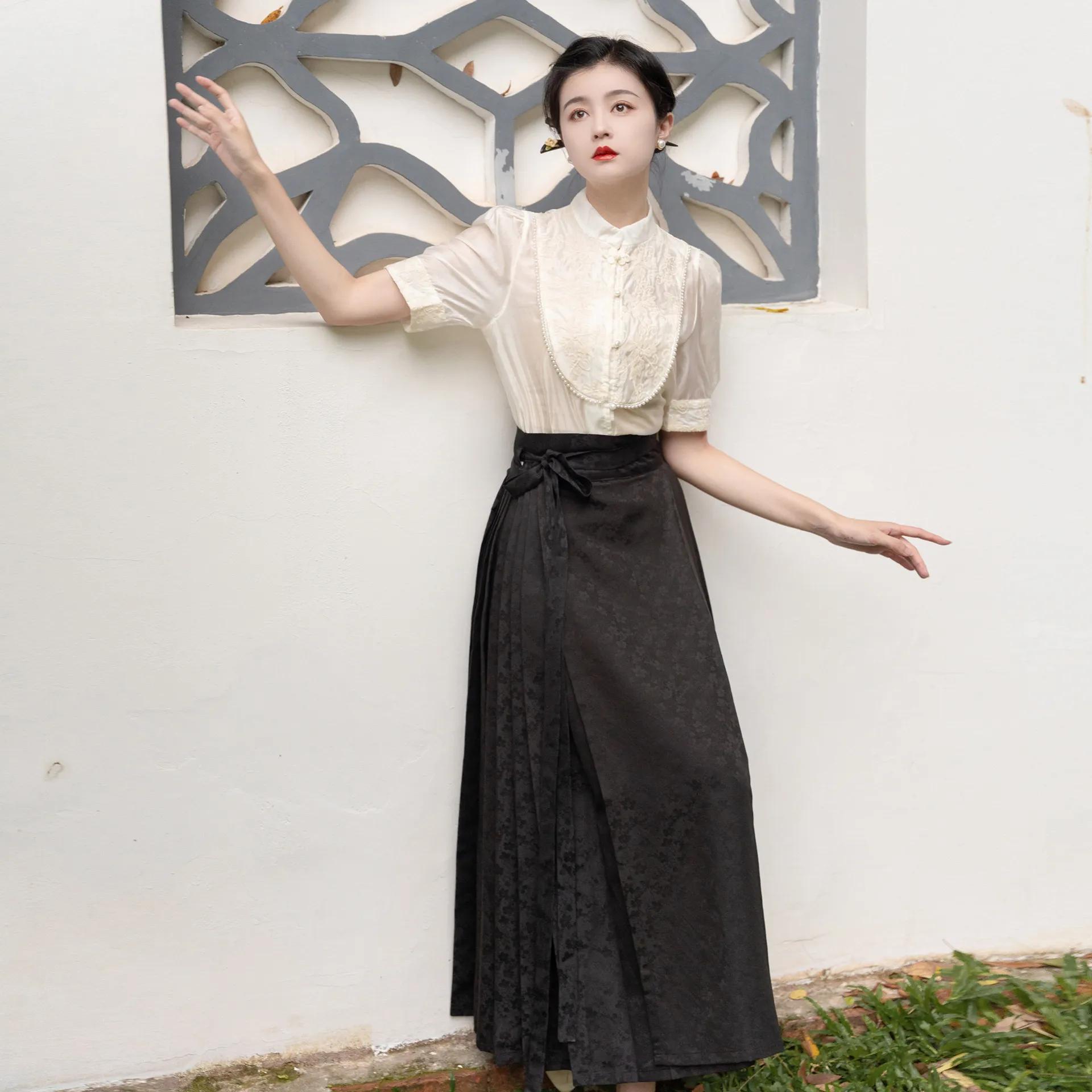 衬衫裙怎么穿比较好看,衬衫和百褶裙怎样穿好看