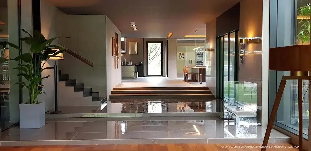 她教过顶级富二代，中产娃和贫困生，什么是人间真实你根本想不到