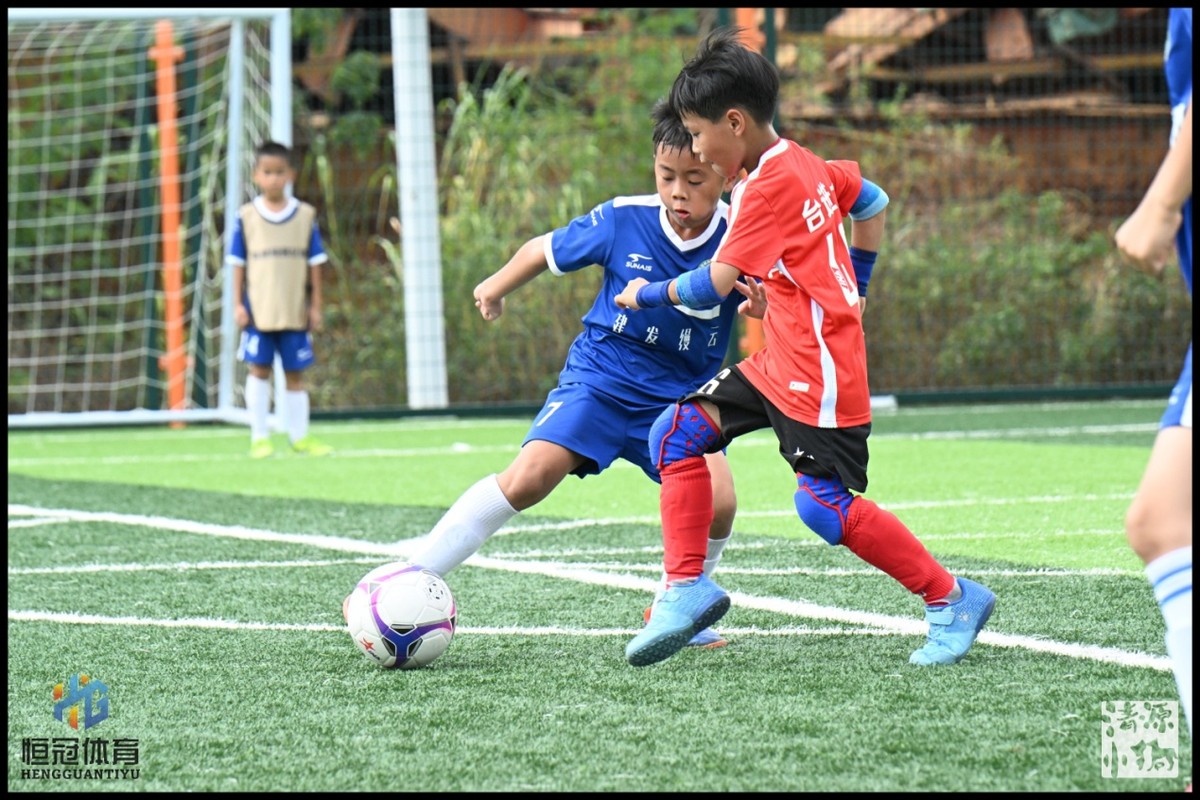 2022第一届“恒冠杯”青少年足球冠军挑战赛形象大使——王泊然