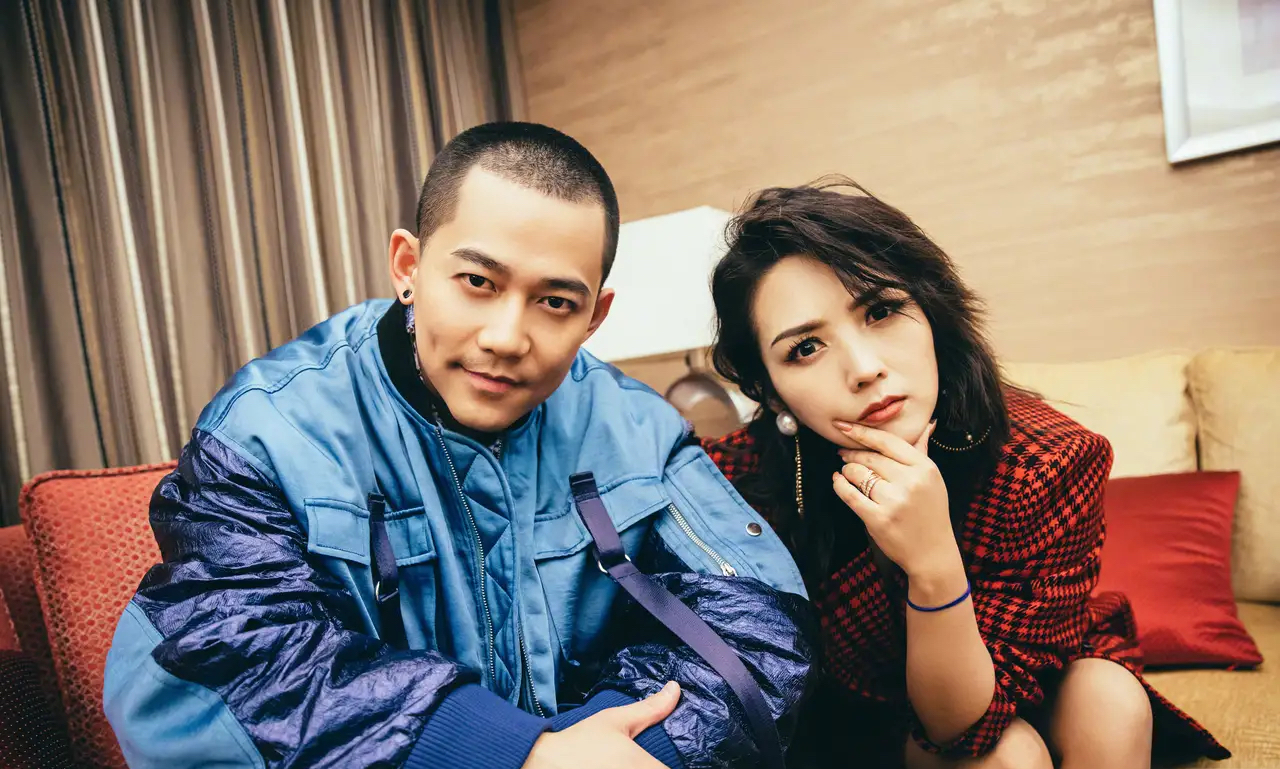 魏晨王铮亮阿穆隆演唱会,王铮亮阿穆隆