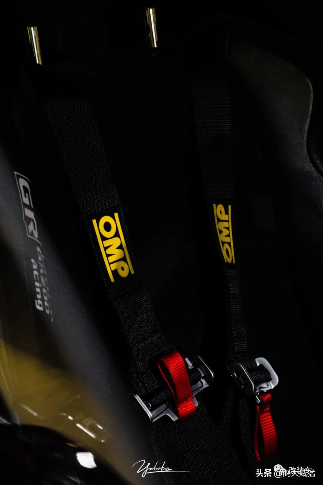 赛车模拟器卡丁车,赛车模拟器和卡丁车